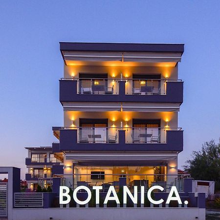 Botanica Luxury Suites Néos Marmarás Exterior foto